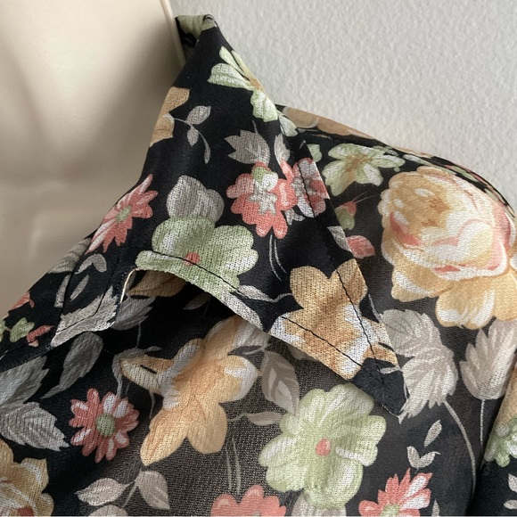 Vintage Mynette floral print sheer top with pointed collar size 18 1/2 - Picture 2 of 6